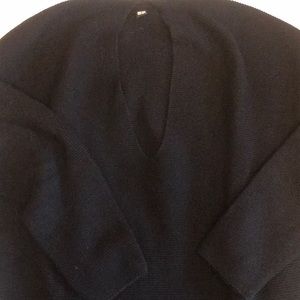uniqlo black cotton sweater